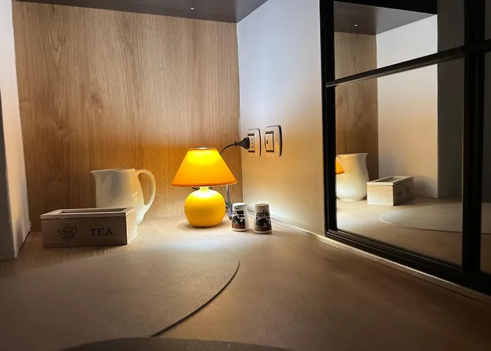 Green House Exclusive Suite Near Metro